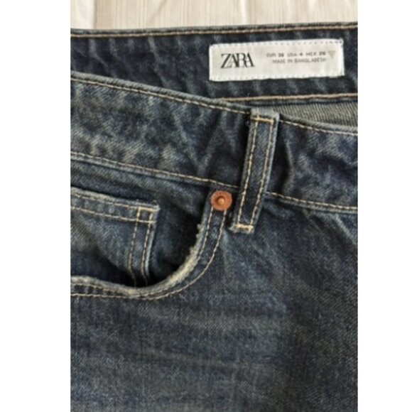 Low Rise Zara Jeans - Picture 2 of 2